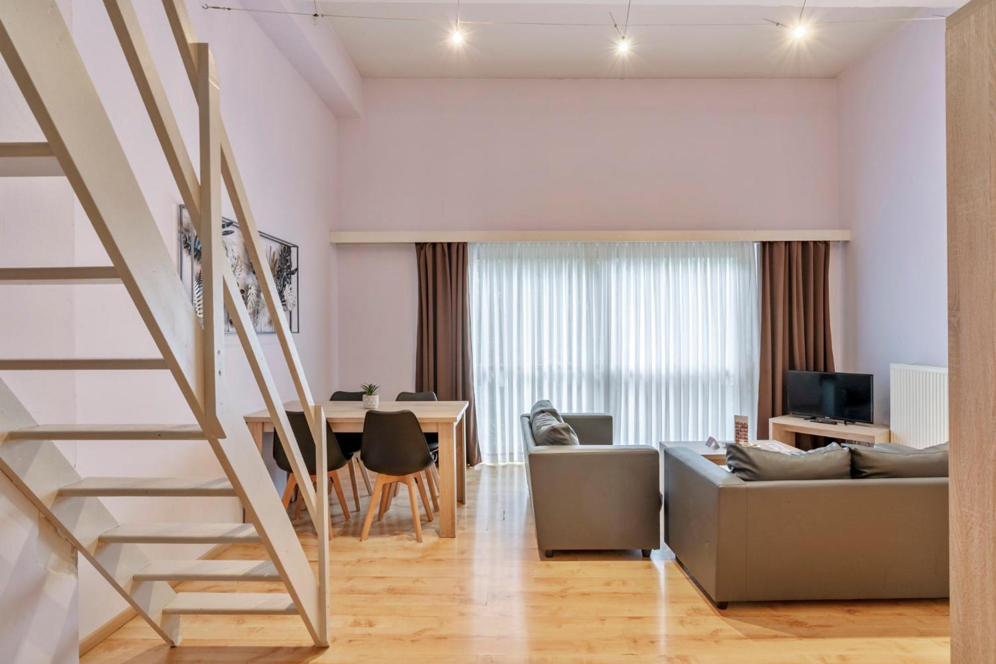 Ambassador Suites Leuven Bagian luar foto