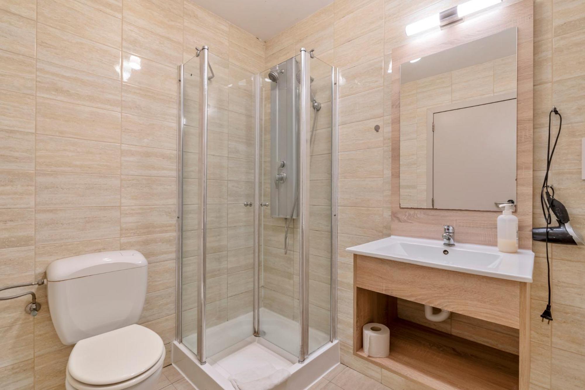 Ambassador Suites Leuven Bagian luar foto