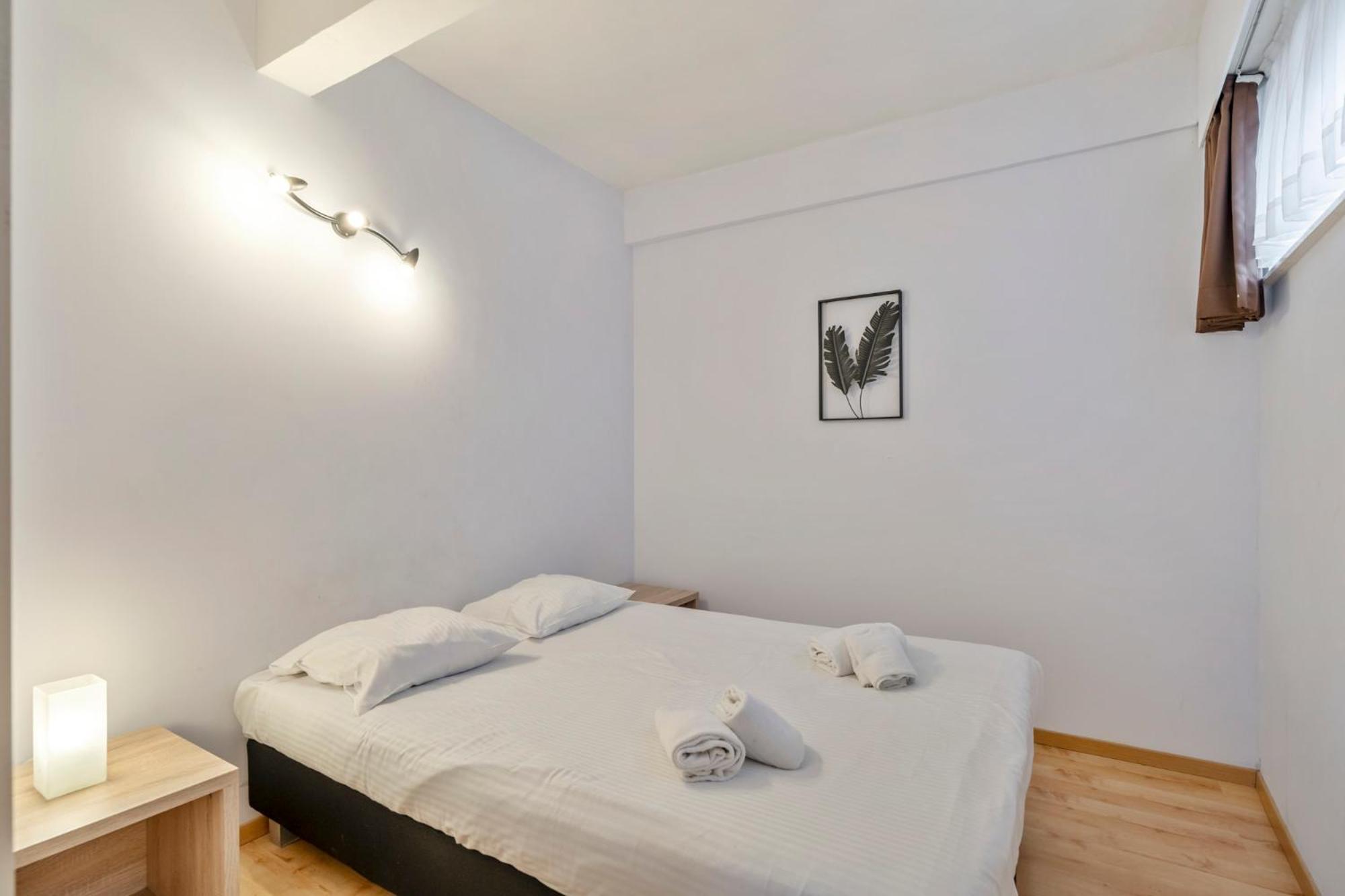 Ambassador Suites Leuven Bagian luar foto