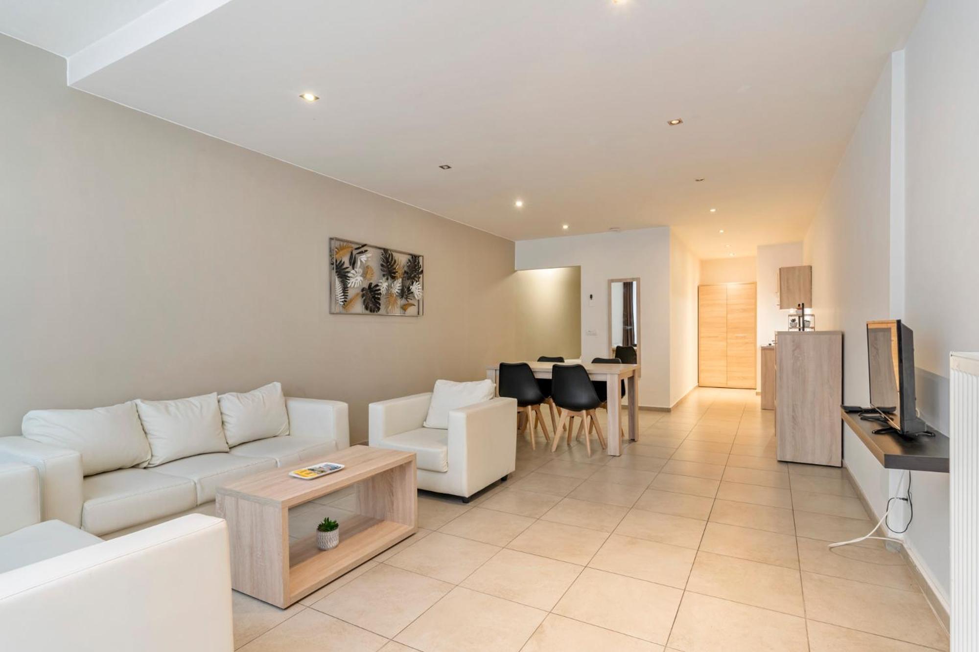 Ambassador Suites Leuven Bagian luar foto